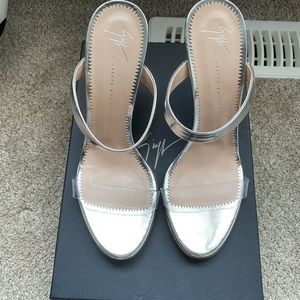 Giuseppe Zanotti Sandal (BNWT)